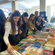 TEAS Press Nəşriyyat evi “II Gəncə Kitab Sərgisi”ndə iştirak etdi