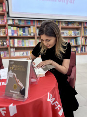 "Oxumadan evlənmə” kitabının təqdimat mərasimi keçirildi
